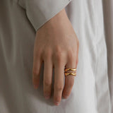 Lunaria Gold Wave Ring