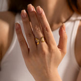 Jackie Twisted Band Ring